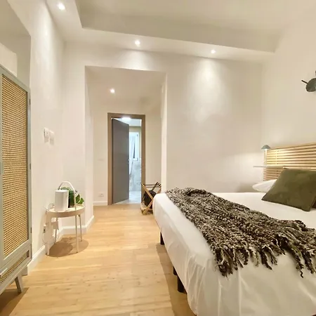 Casaviva - Elegant Retreat In Apartment