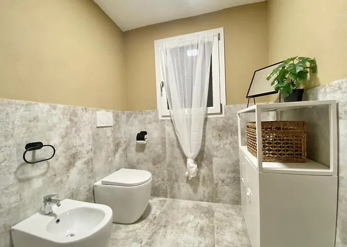 Casaviva - Elegant Retreat In Appartamento Genova