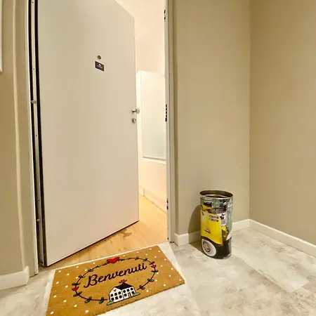 Casaviva - Elegant Retreat In Apartman Genova