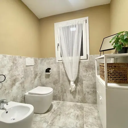 Casaviva - Elegant Retreat In Apartman Genova